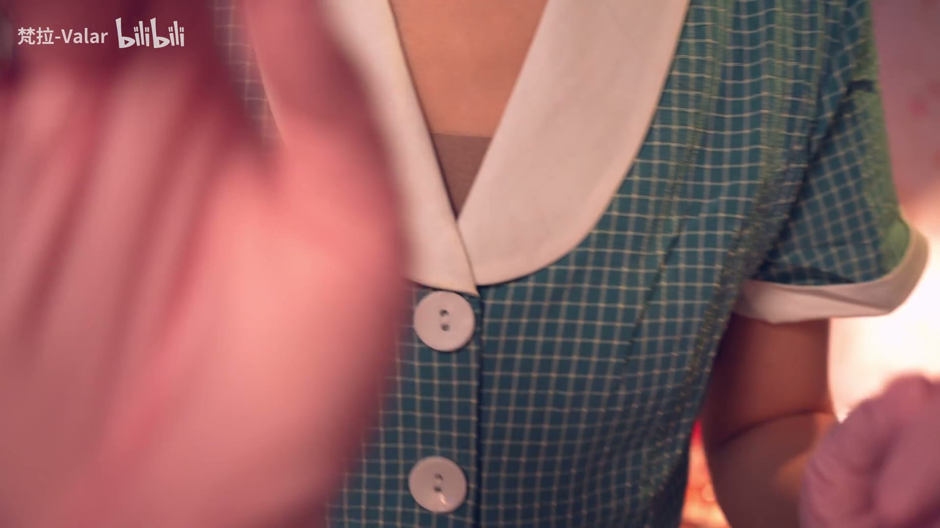 【梵拉ASMR】绝绝子!复古田园诊所初体验_温柔护士姐姐为你进行伤口换药_颅神经复查灯光触发耳部检查听力味觉测试【4K超清Hires无损音质】.mp4_20251210_205015.447.jpg [在线+网盘]B站梵拉-Valar 充电福利 7V 6.9GB  第2张